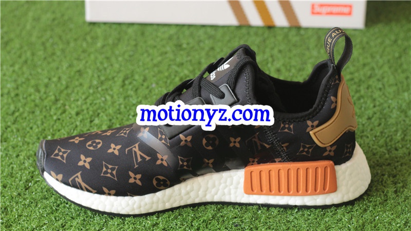 Supreme x Adidas NMD R1